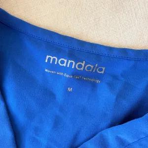 Mandala Equa-Tek V-Neck Short Sleeve Scrub Tops Bundle 2pk Women Medium Blue thumbnail 6