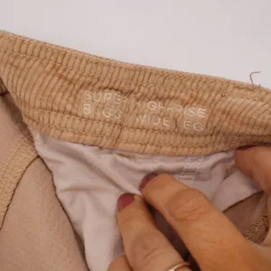 American Eagle Cargo Pants Womens 4 Super High-Rise Baggy Wide Leg Tan Good thumbnail 3