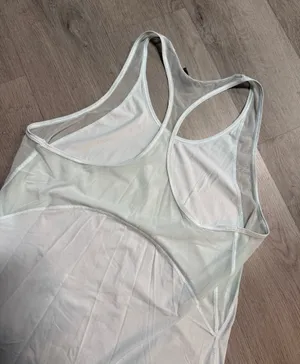 Victoria sport mesh tank top thumbnail 5