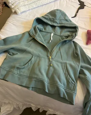 Lululemon Scuba Hoodie thumbnail 1