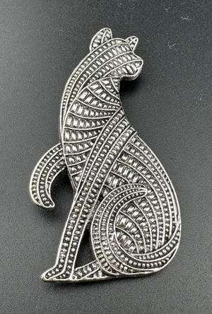 Intricately Designed Silver thumbnail 1