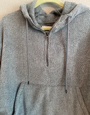 American Eagle cropped fuzzy quarter zip sweatshirt thumbnail 2