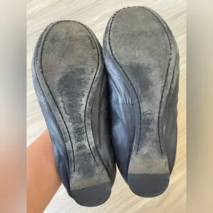 Tory Burch Black Leather Flats with Gold Logo thumbnail 7