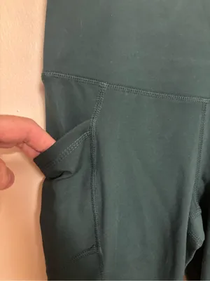 Yogalicious Us Lux Women’s Leggings Side Pockets Spandex Dark Green Size Small thumbnail 3