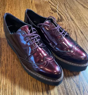 Carvela Kurt Geiger Burgundy Patent Leather Wingtip Platform Oxford Shoes thumbnail 1
