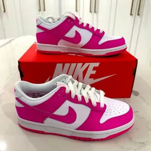 Nike Dunk Low Sneakers thumbnail 1