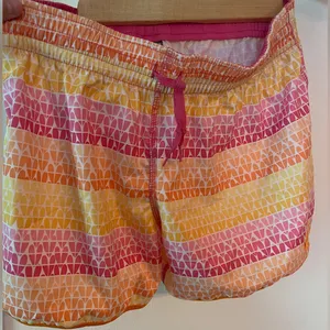 NIKE Women’s Fit dry size medium colorful pink orange yellow thumbnail 3