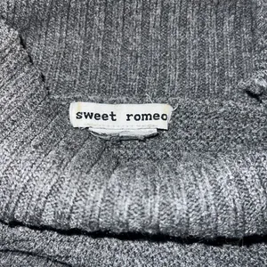 ✨SWEET ROMEO Ribbed Mock Neck Pullover Sweater✨ thumbnail 9