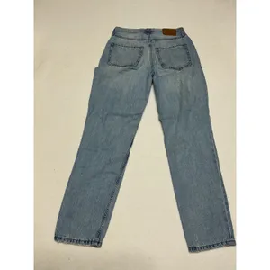 Aeropostale Mom Jeans Womens 00 Light Wash Distressed Ripped High Rise Denim thumbnail 2