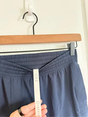 Lululemon Wanderer Crop in True Navy thumbnail 5