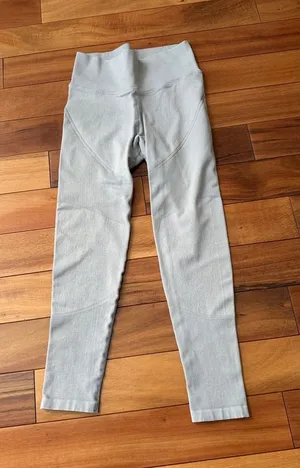 Offline by aerie Light Gray High-Waist Leggings thumbnail 1