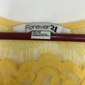 Forever 21 Y2K Lace Crop Yellow Top Floral design Medium thumbnail 4