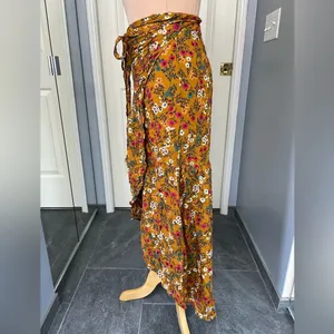 Hayden‎ Floral Cottagecore MIDI Wrap Skirt thumbnail 5