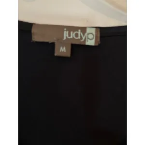Judy P Black Microfiber V-Neck 3/4 Sleeve Tunic Top Size Medium Made in USA thumbnail 2