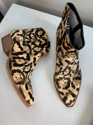 Gianni Bini NWOT Brycin Studded Calf Hair Ankle boots Sz 5.5 thumbnail 14