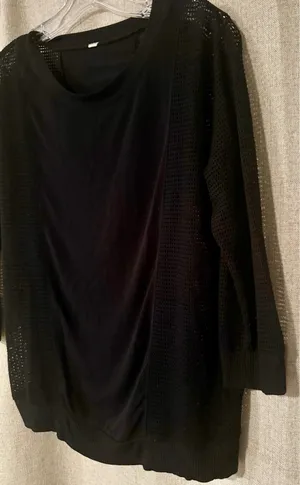 ALO Yoga | Black Mesh Shirt | M thumbnail 2