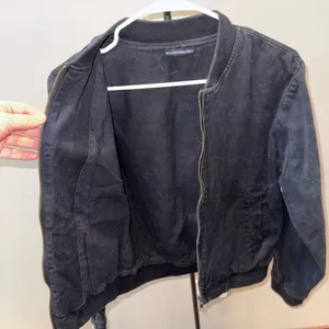 Brandy Melville ⭐️Black Bomber Jacket thumbnail 3
