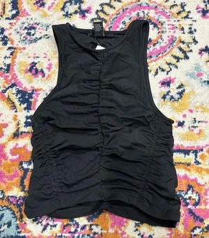 NWT Forever 21 Black Cropped Cinch Scrunch Going Out Top thumbnail 1