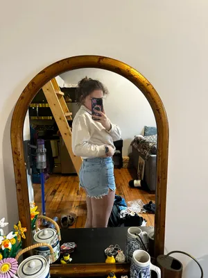 Abercrombie Mom High-Rise Shorts thumbnail 5