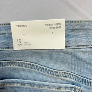 NWT - American Eagle - Women’s Super Soft Jeggings - Size 10 thumbnail 7