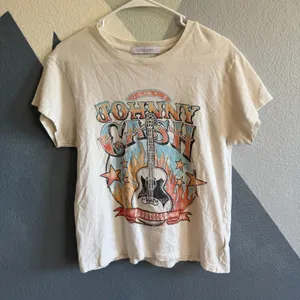 Daydreamer Johnny Cash Nashville Tee Size XS thumbnail 2