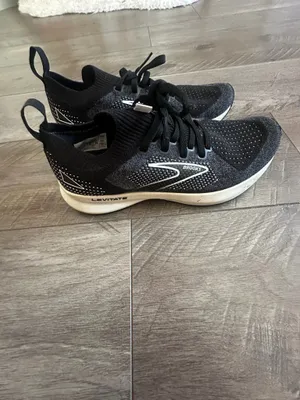 Brooks Levitate Shoes thumbnail 3