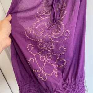 Y2K Rampage purple embroidered halter top size medium thumbnail 2