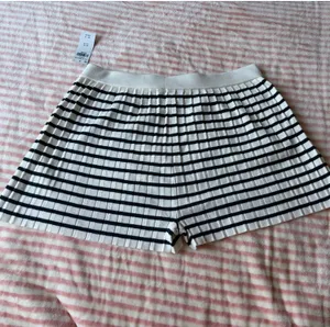Abercrombie Sweater Shorts thumbnail 3