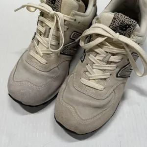 New Balance 574 Shoes Womens 9.5‎ Beige Suede Animal Print Athletic Sneakers thumbnail 7