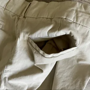 Late 2000s khaki shorts thumbnail 4