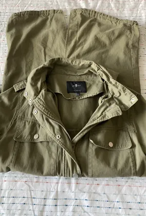Jacket thumbnail 7
