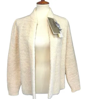 VTG Scandinavian Tundra Wool Knit Cardigan White Sweater Soft Neutral Size M. thumbnail 1