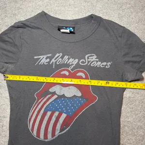 Junk Food Women S T-Shirt Small Band Graphic Distressed Gray thumbnail 6