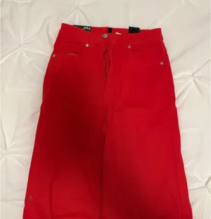 H&M Wide-Leg High-Waisted Jeans thumbnail 3