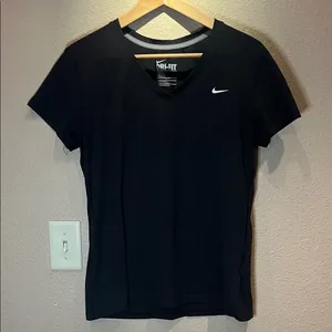 Nike DriFit Women’s V Neck Shirt Size Large thumbnail 2