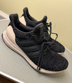 Adidas UltraBoost 4.0 Black Orchid Shoes Women's Size 9.5 thumbnail 1