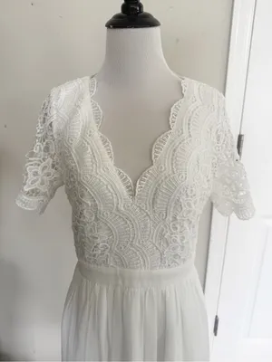 Lulu’s Angel in Disguise Lace Dress size Medium thumbnail 3