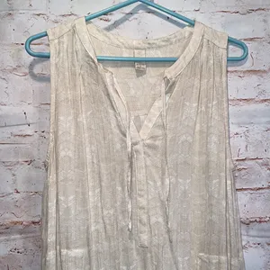Prana Natassa Crinkle Tunic top sleeveless M v neck pockets cream pullover thumbnail 2