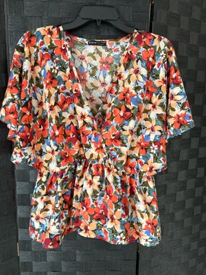 Shein Floral Top thumbnail 1