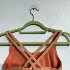 Lululemon Orange Energy Sports Bra Sz 6 thumbnail 7