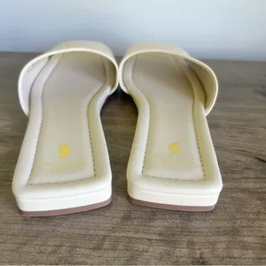 Sarto by Franco Sarto NEW Women's Bordo Cream Slide Size 9 SKU#24754 thumbnail 6