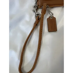 Coach Vintage Soho Leather Buckle Slim Envelope WalleWristlet Hand Bag EUC thumbnail 8