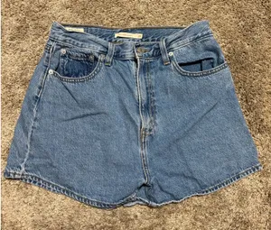 Levi’s High Loose Jean Shorts thumbnail 1