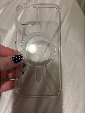 Clear iPhone 14 MagSafe Phone Case thumbnail 4