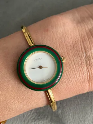DRESSY🌟Gucci Women's Interchangeable Bangle Watch set 🔥🔥 thumbnail 2