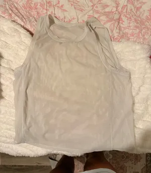 Lululemon Top thumbnail 1