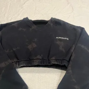 Alphalete v neck pullover cropped hoodie size M black tie dye thumbnail 3