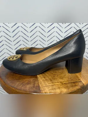 Tory Burch Black Leather Block Heel Pumps Gold Logo Medallion Excellent Size 8.5 thumbnail 2