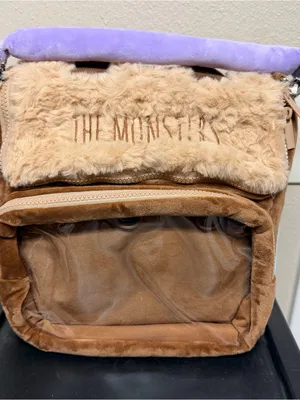 Membership Exclusive POP MART The Monsters Fuzzy Backpack Labubu thumbnail 4