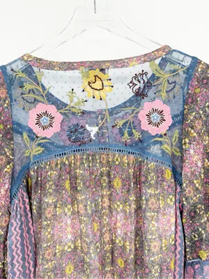 Anthropologie Postmark Embroidered Henley Top Women's M Boho Chic‎ thumbnail 8